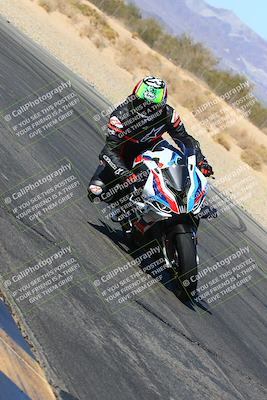 media/Feb-13-2022-SoCal Trackdays (Sun) [[c9210d39ca]]/Turn 7 Inside (1040am)/